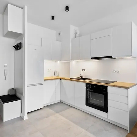 Διαμέρισμα Nowoczesne I Eleganckie Very Berry W Poznaniu By Renters