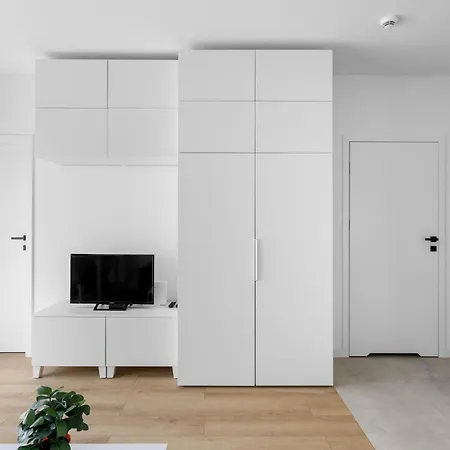 Nowoczesne I Eleganckie Very Berry W Poznaniu By Renters Διαμέρισμα *