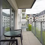 Daire Nowoczesne I Eleganckie Very Berry W Poznaniu By Renters
