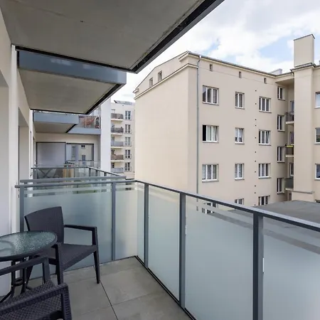 Nowoczesne I Eleganckie Oraz Z Balkonami W Poznaniu By Renters * Poznań