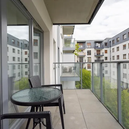 Apartamento Nowoczesne I Eleganckie Oraz Z Balkonami W Poznaniu By Renters