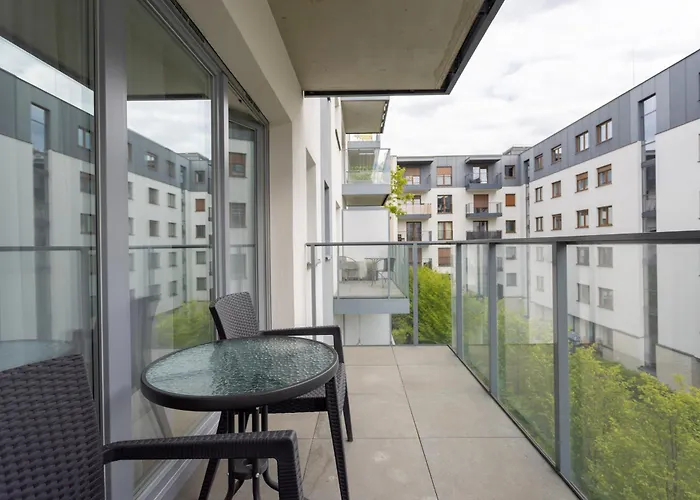 Apartamento Nowoczesne I Eleganckie Very Berry W Poznaniu By Renters